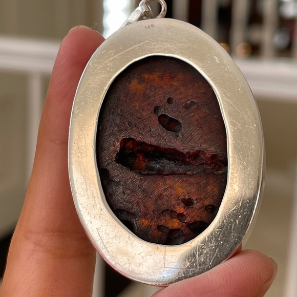 Huge oval cabochon Baltic honey amber sterling silver pendant & chain - Picture 13 of 15